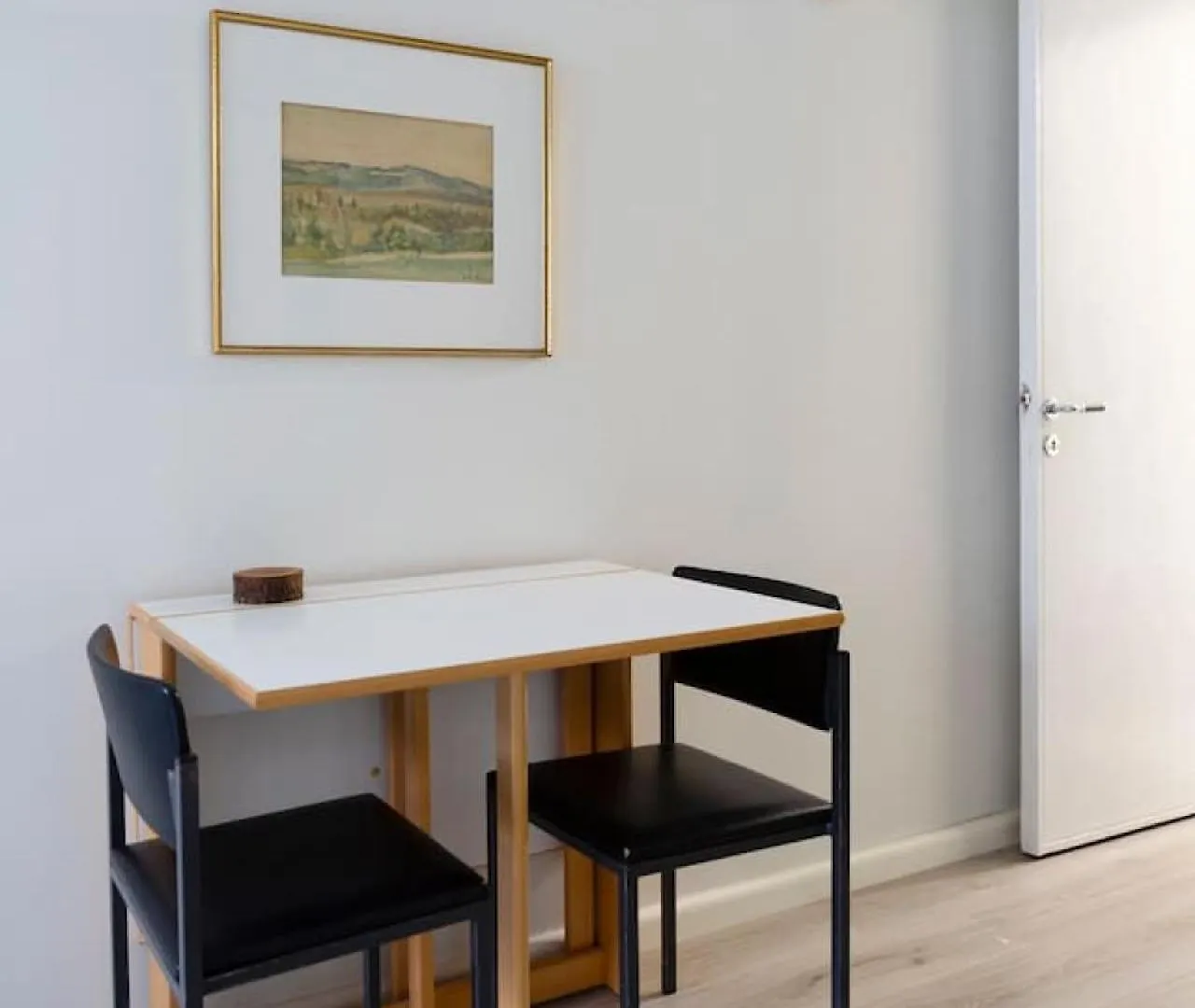 Vintage Modern Apartment By Sea - Eiranranta